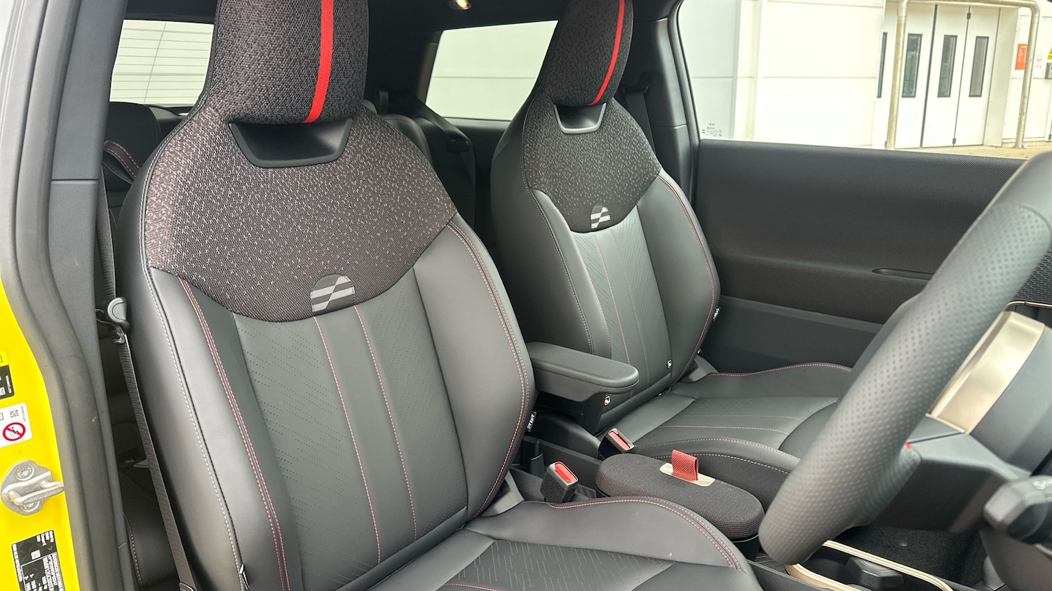 Used MINI Cooper 2025 for sale - 77366053: Photo 11