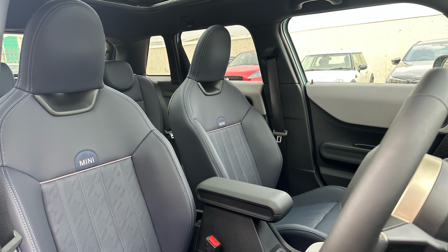 Used MINI Cooper 2025 for sale - 77777460: Photo 11