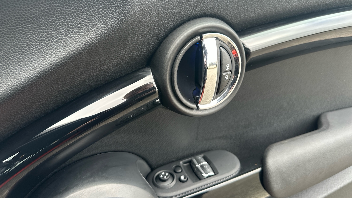 Used MINI Hatch 2019 for sale - 78092619: Photo 20