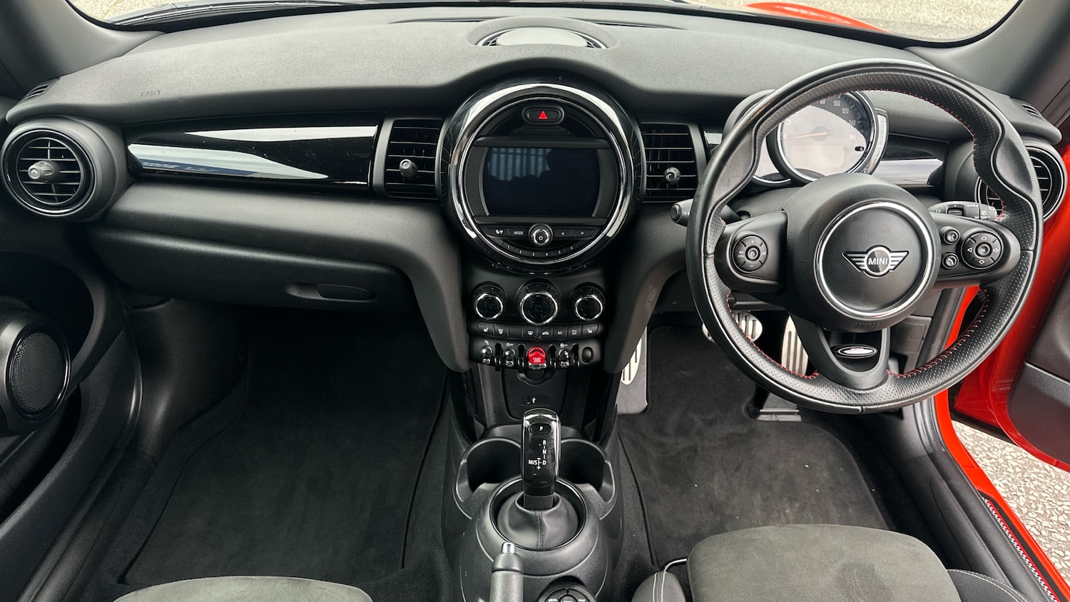 Used MINI Hatch 2019 for sale - 78092619: Photo 4