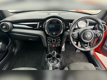 Used MINI Hatch 2019 for sale - 78092619: Photo