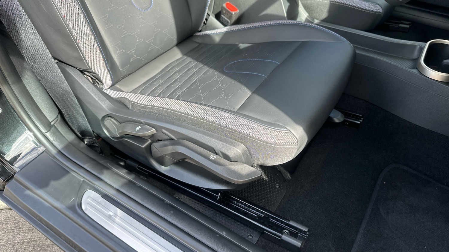 Used MINI Cooper 2024 for sale - 78077514: Photo 34