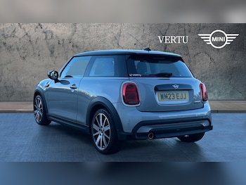 Used MINI Hatch 2023 for sale - 76903845: Photo