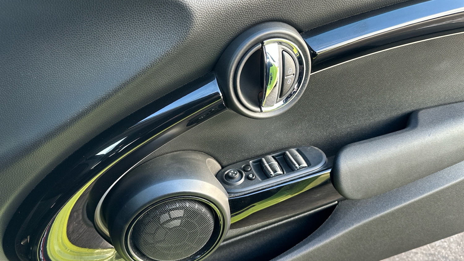 Used MINI Convertible 2023 for sale - 77124002: Photo 20