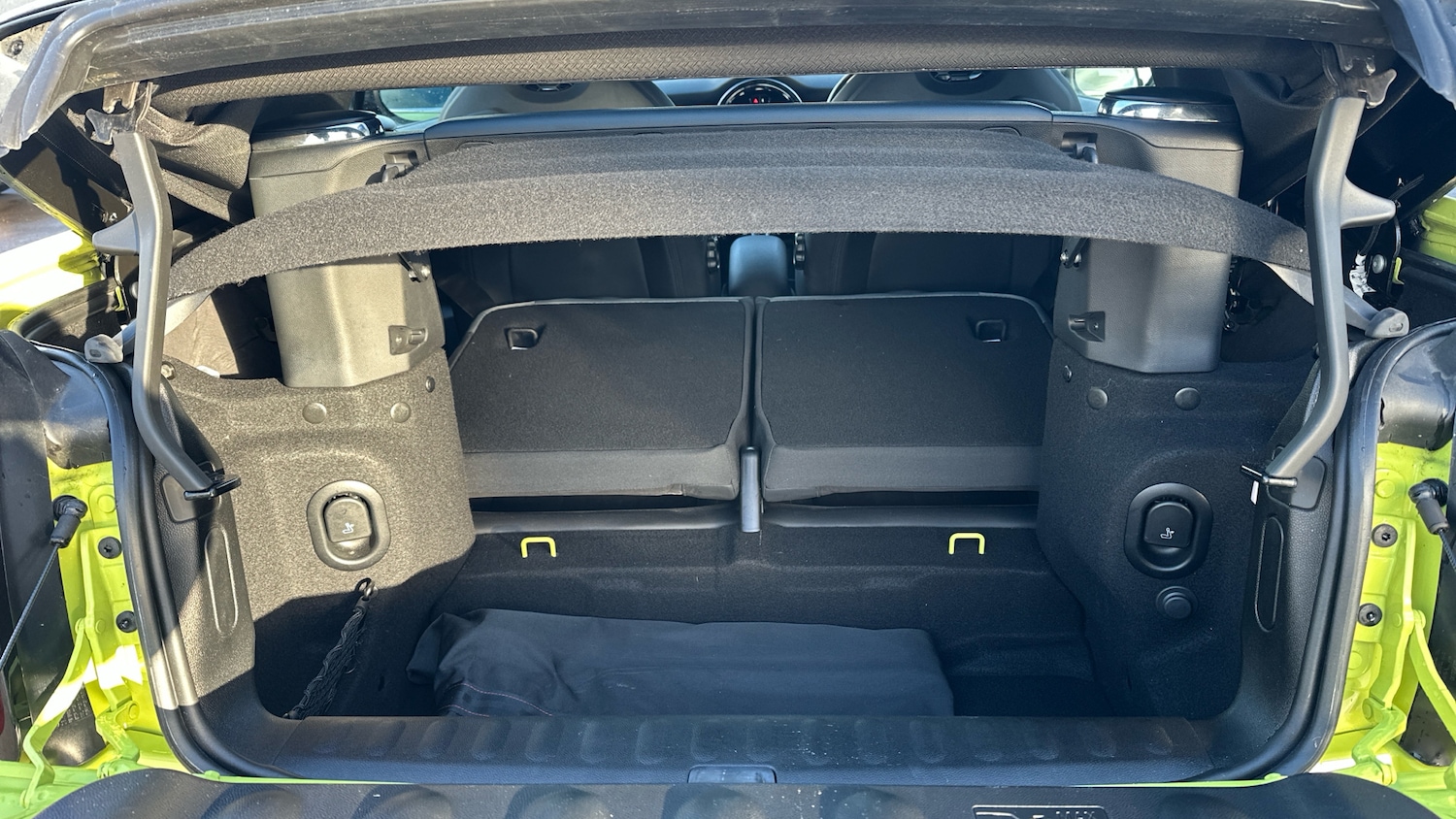 Used MINI Convertible 2023 for sale - 77124002: Photo 28