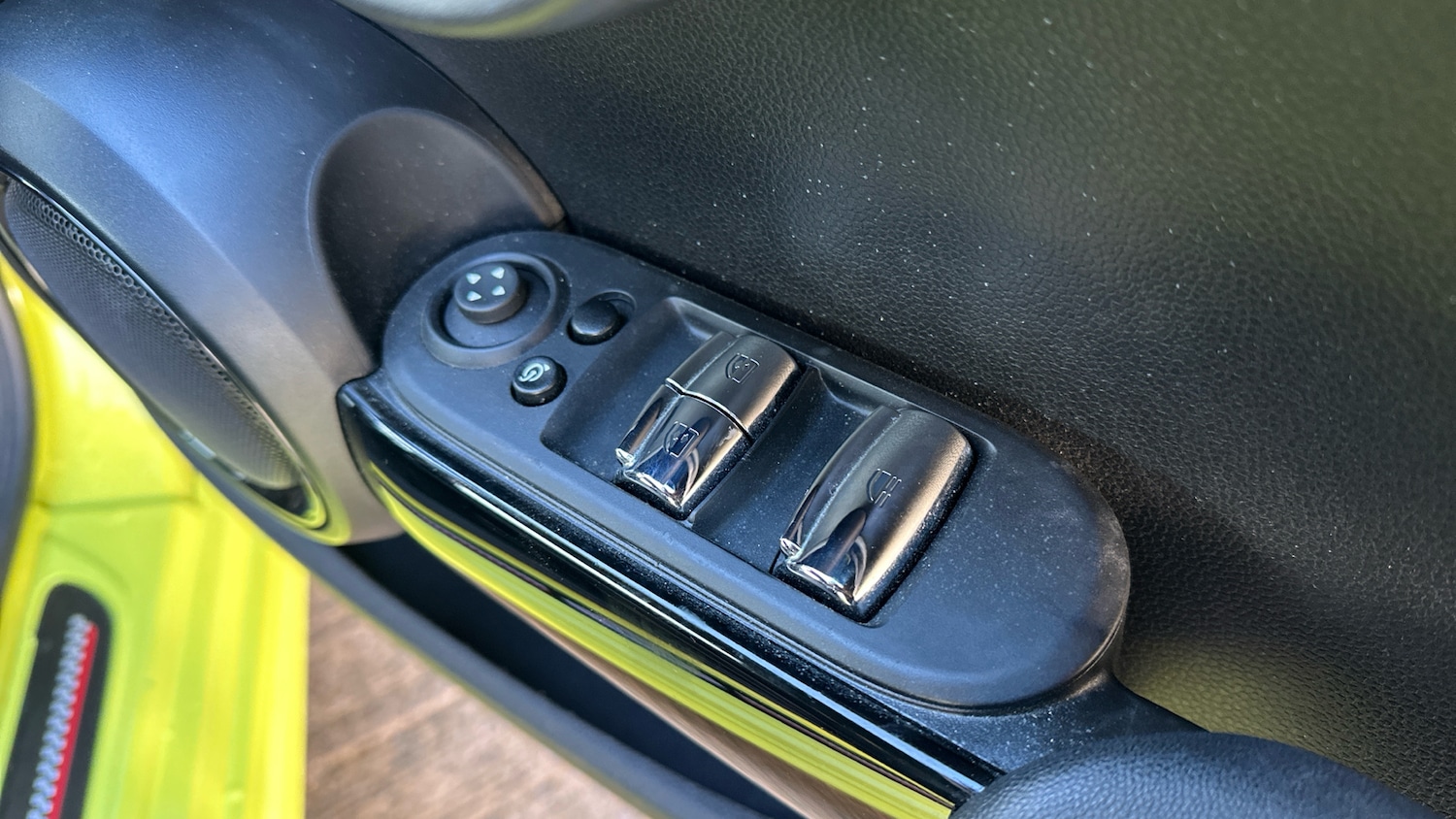 Used MINI Convertible 2023 for sale - 77124002: Photo 30