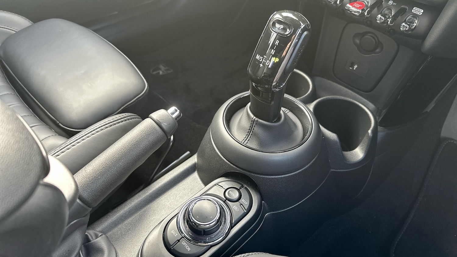 Used MINI Convertible 2022 for sale - 77474618: Photo 10