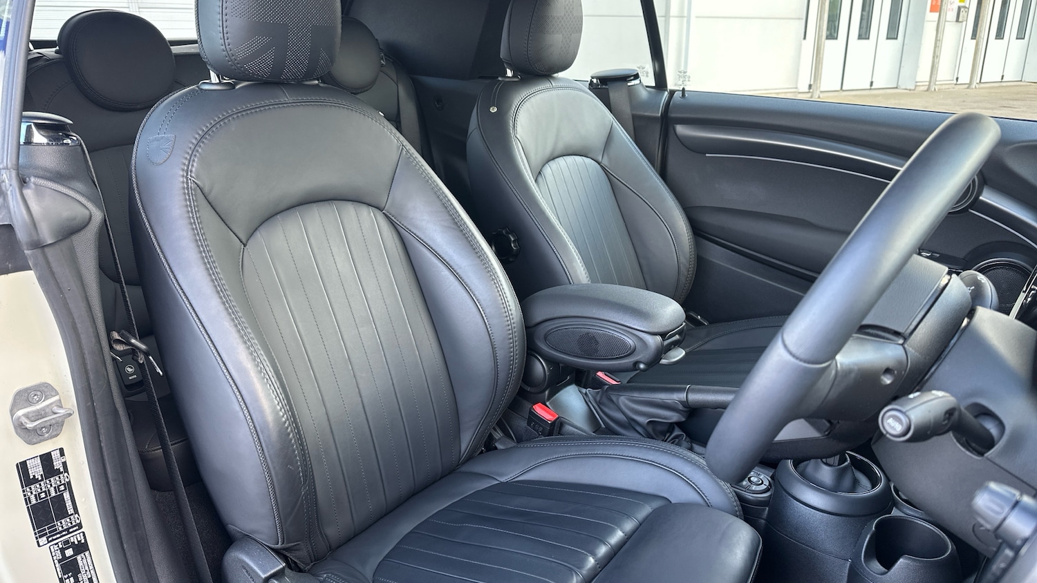 Used MINI Convertible 2022 for sale - 77474618: Photo 11