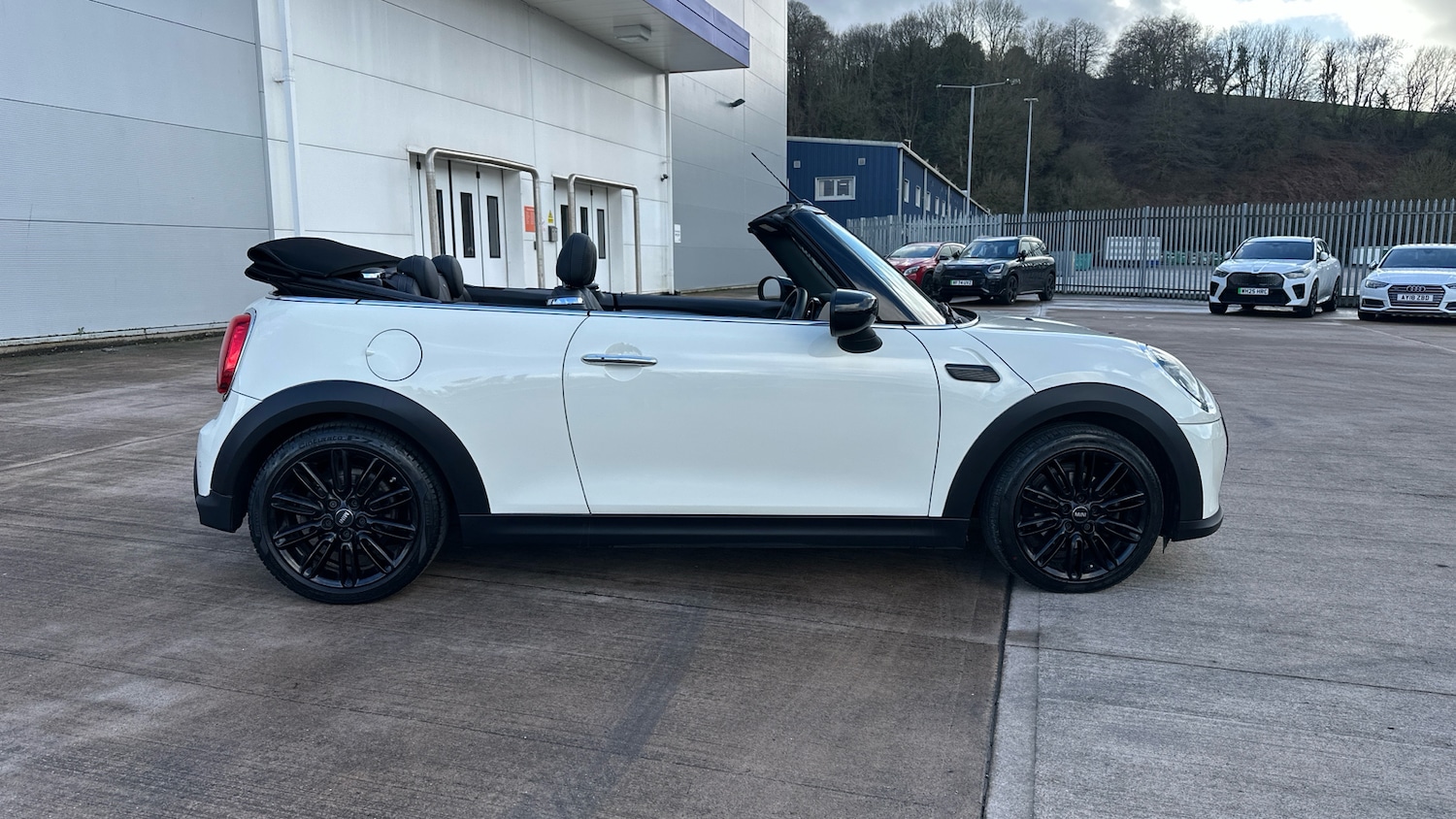 Used MINI Convertible 2022 for sale - 77474618: Photo 25
