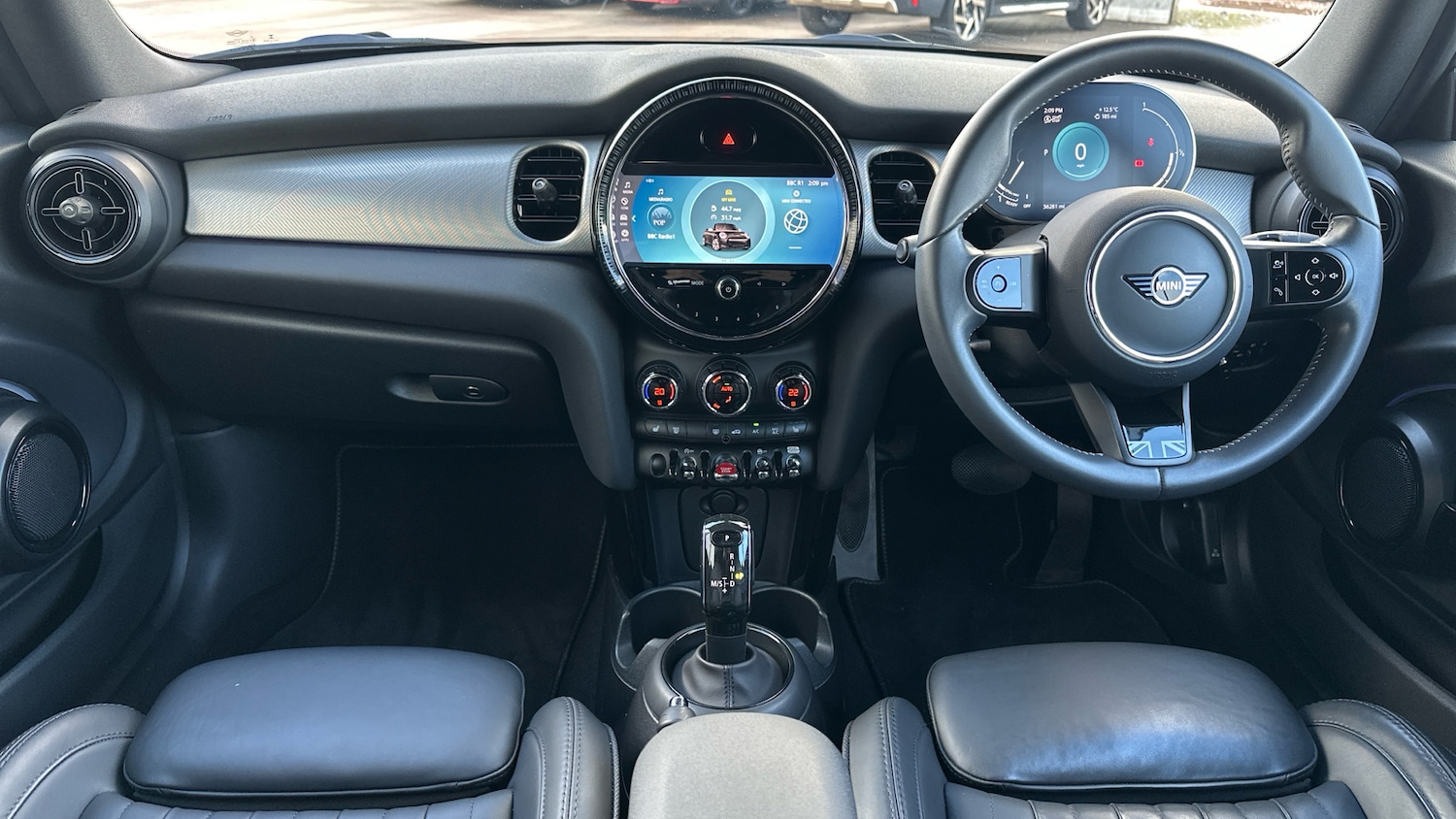 Used MINI Convertible 2022 for sale - 77474618: Photo 4