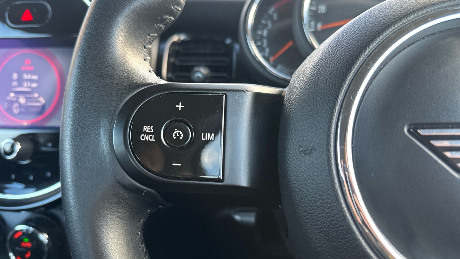 Used MINI Hatch 2022 for sale - 76273612: Photo 17