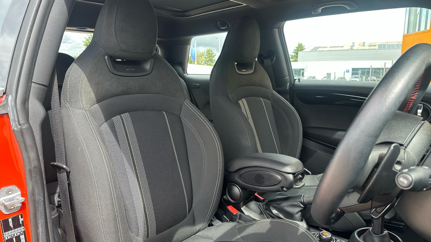 Used MINI Hatch 2018 for sale - 76479498: Photo 11