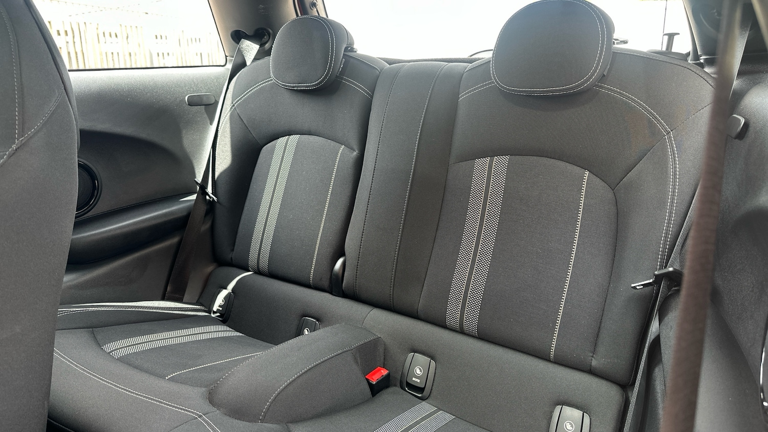 Used MINI Hatch 2018 for sale - 76479498: Photo 12