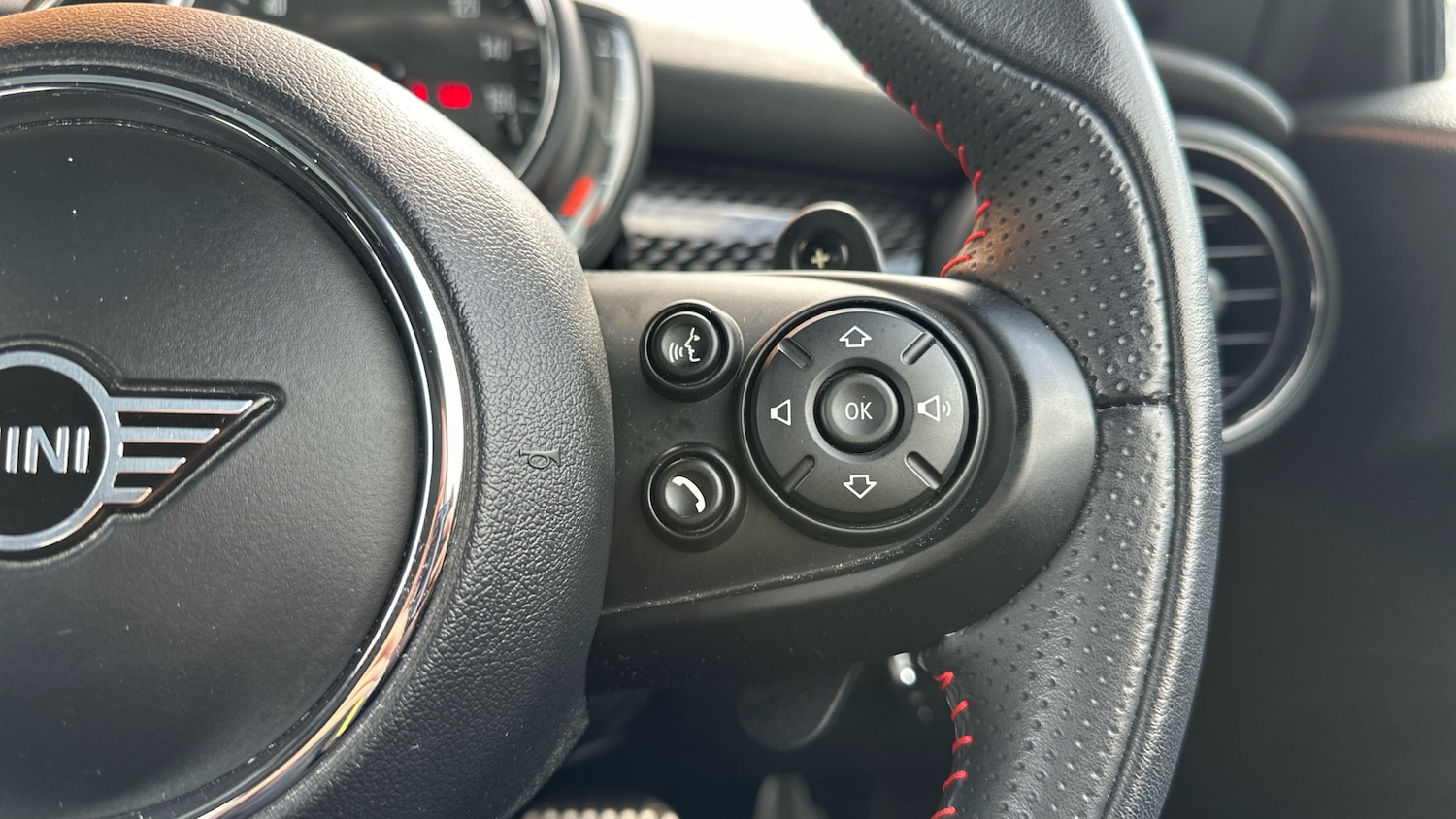 Used MINI Hatch 2018 for sale - 76479498: Photo 18