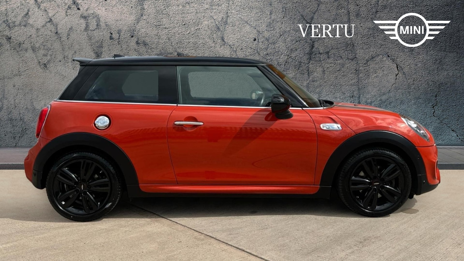 Used MINI Hatch 2018 for sale - 76479498: Photo 3