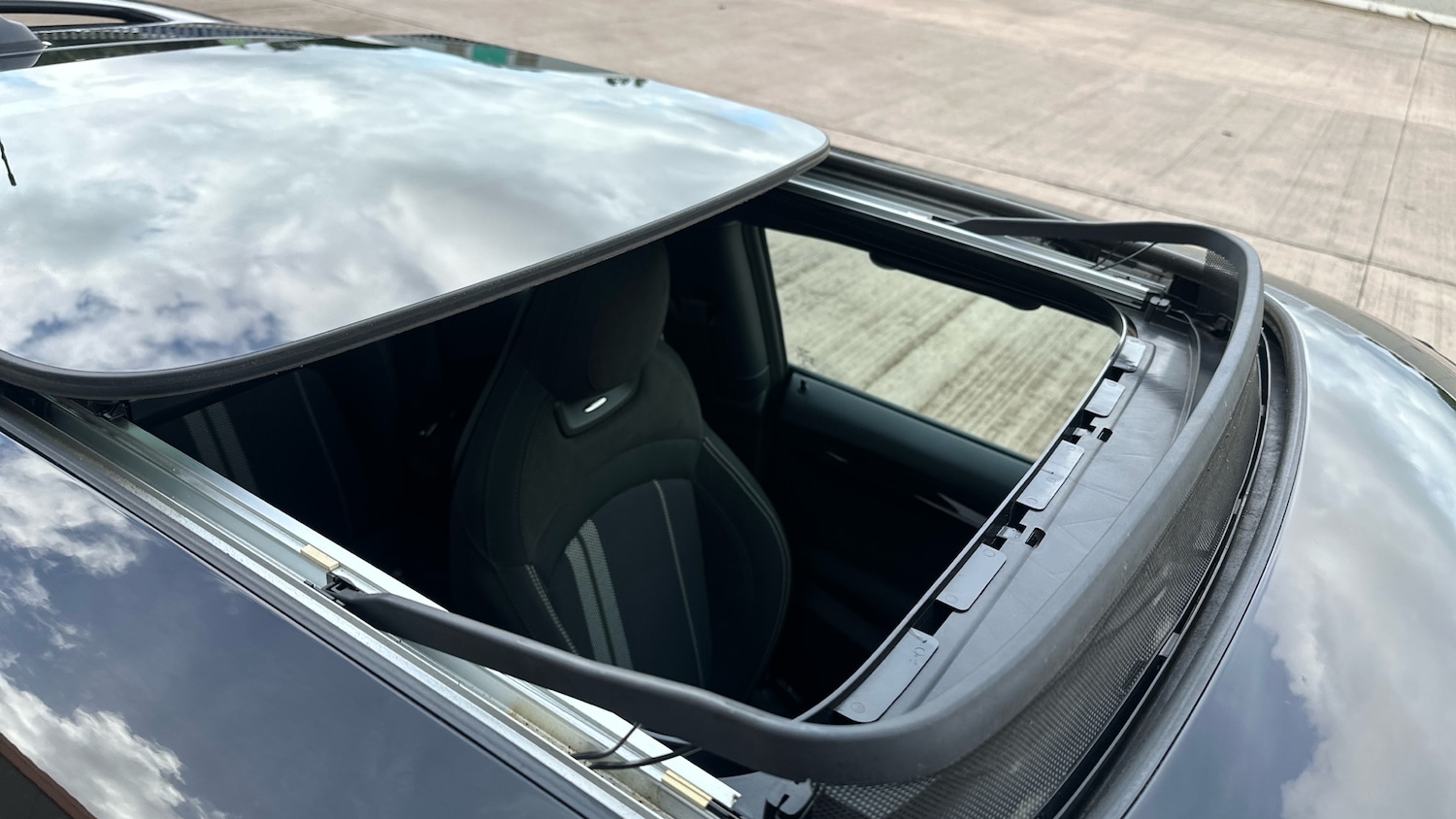 Used MINI Hatch 2018 for sale - 76479498: Photo 38