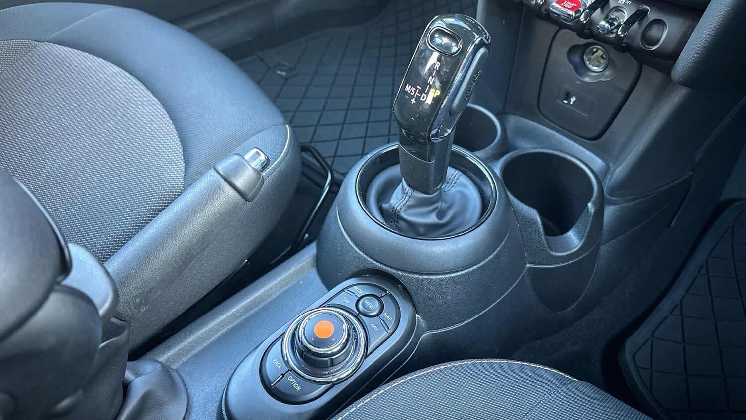 Used MINI Hatch 2019 for sale - 77591281: Photo 10