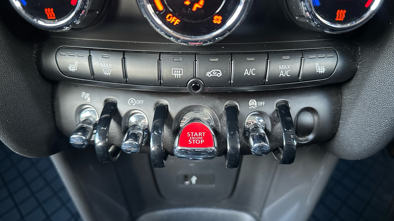 Used MINI Hatch 2019 for sale - 77591281: Photo 32