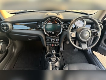 Used MINI Hatch 2022 for sale - 77745334: Photo