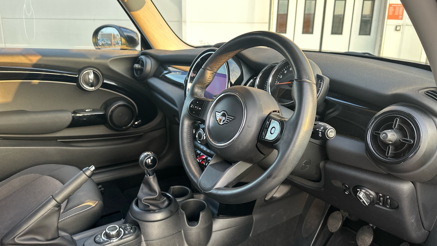 Used MINI Hatch 2022 for sale - 77745334: Photo 6