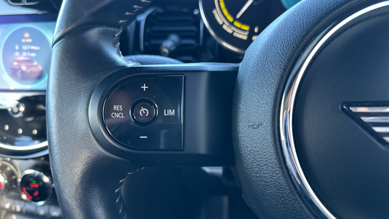 Used MINI Hatch 2021 for sale - 77363927: Photo 17