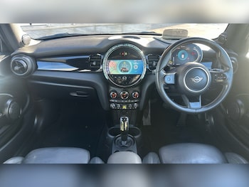 Used MINI Hatch 2021 for sale - 77363927: Photo