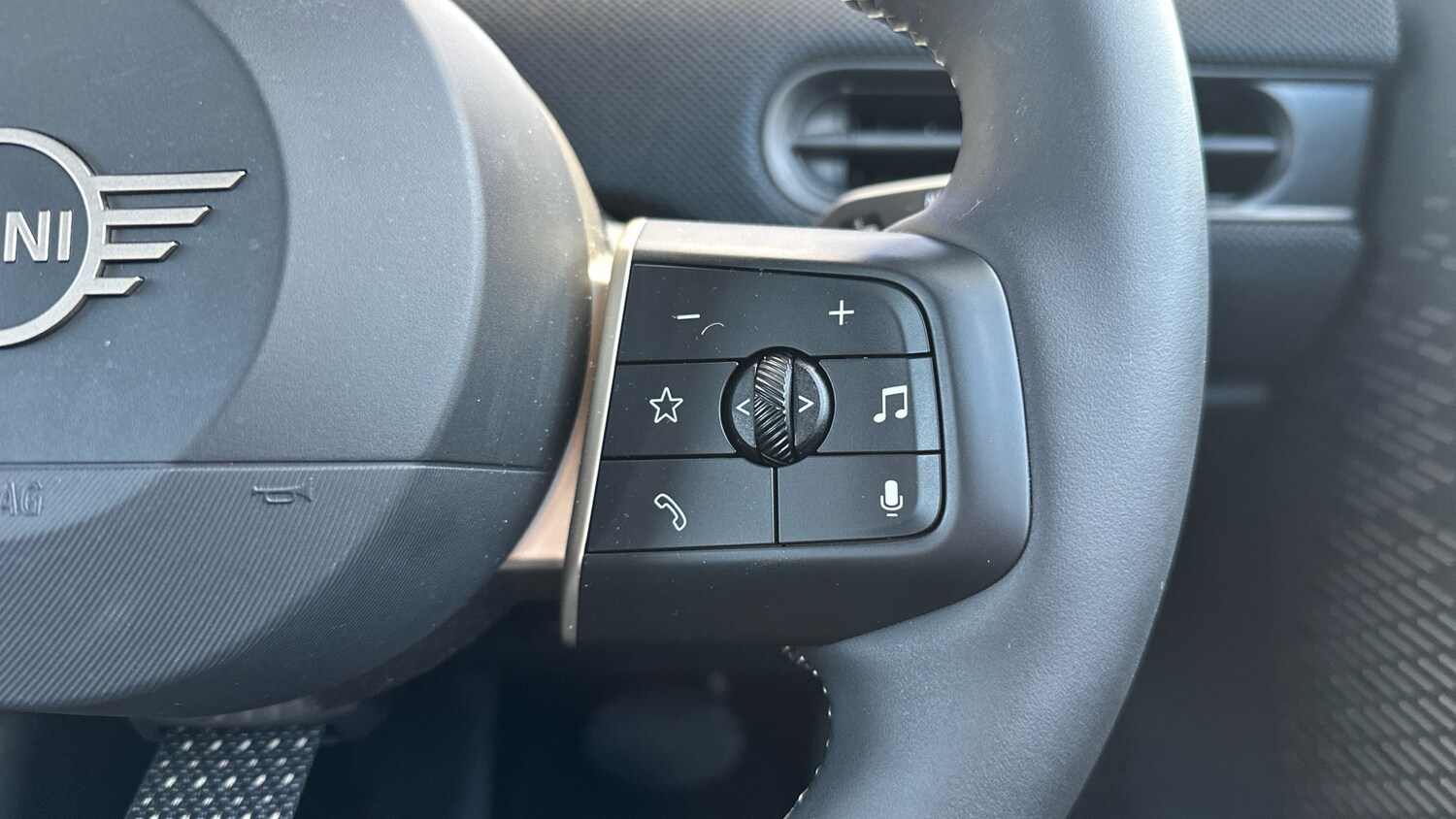 Used MINI Cooper 2025 for sale - 77689139: Photo 18