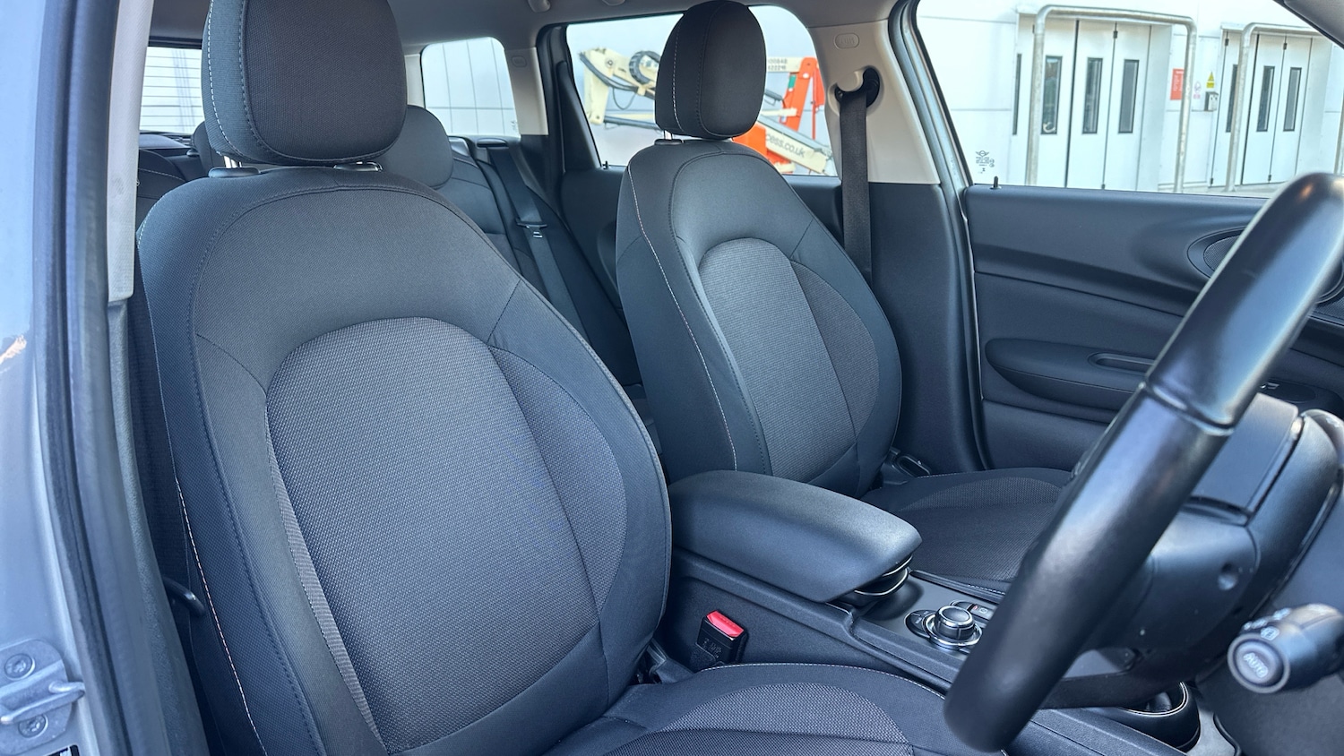 Used MINI Clubman 2023 for sale - 77011668: Photo 11