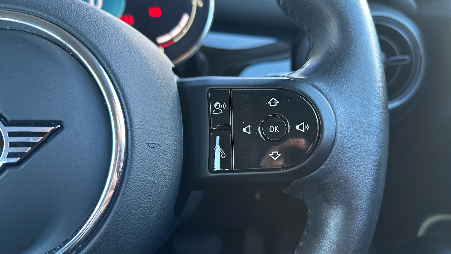 Used MINI Hatch 2023 for sale - 77125022: Photo 18