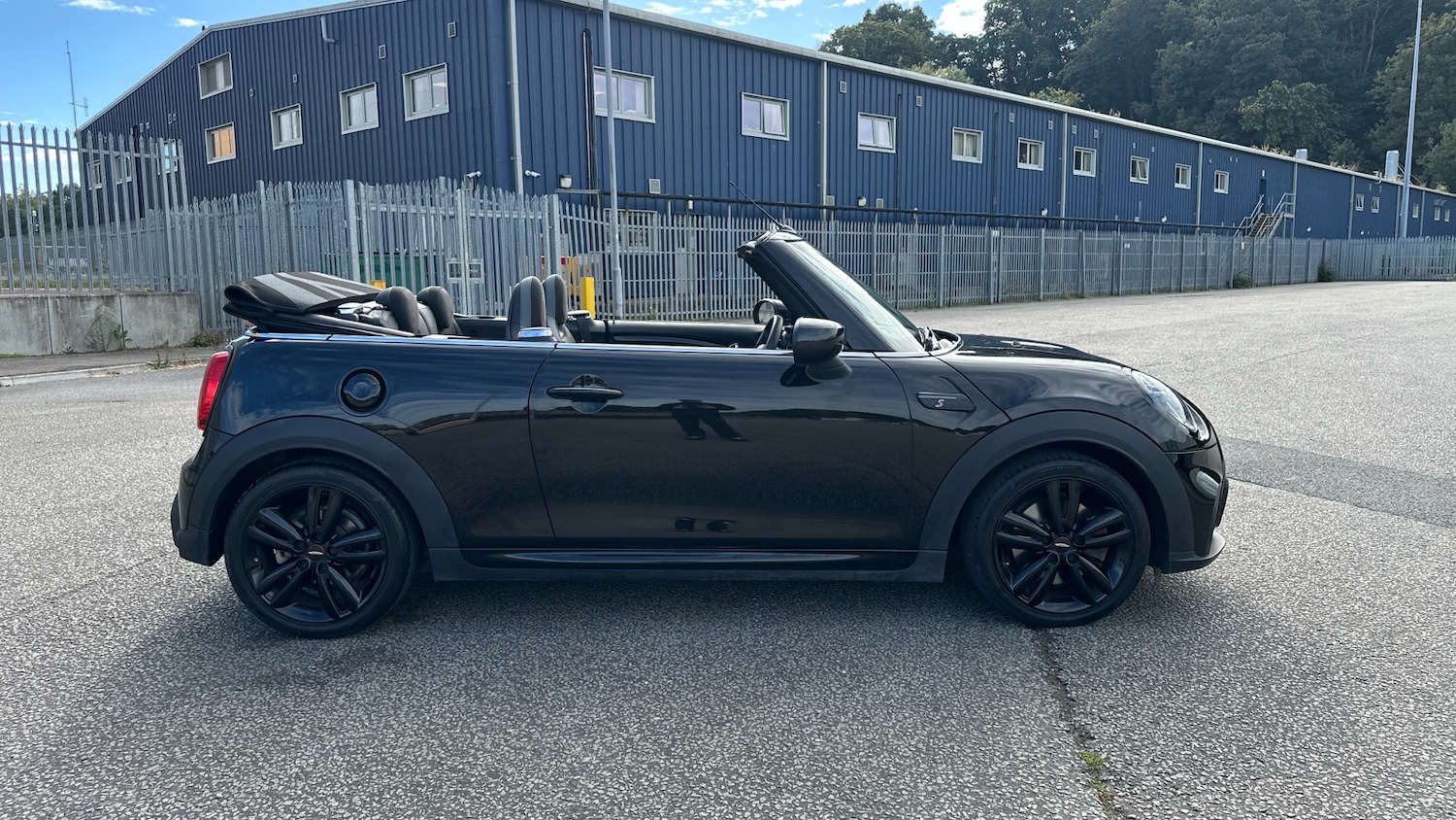 Used MINI Convertible 2022 for sale - 76127092: Photo 52