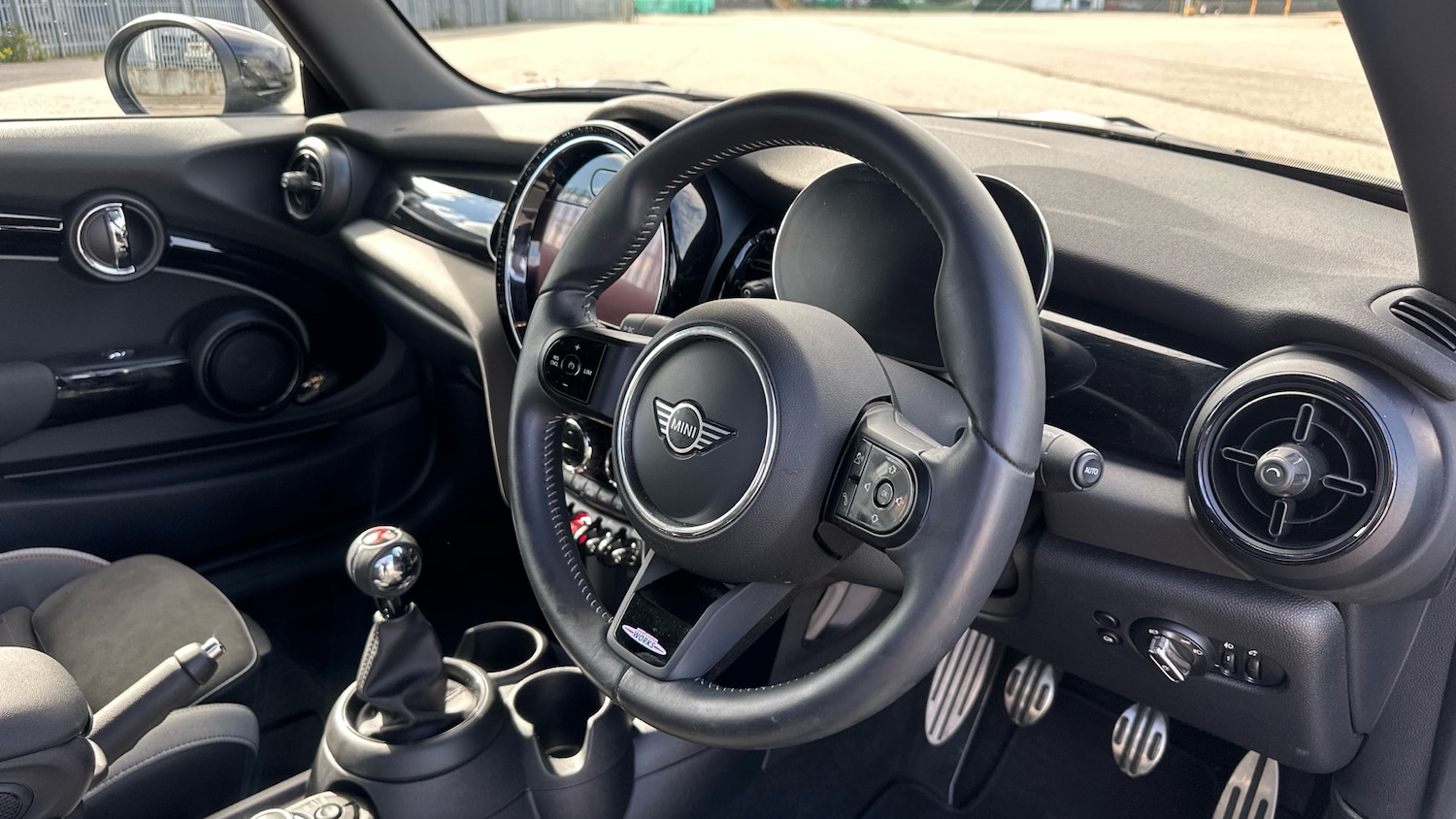 Used MINI Convertible 2022 for sale - 76127092: Photo 6