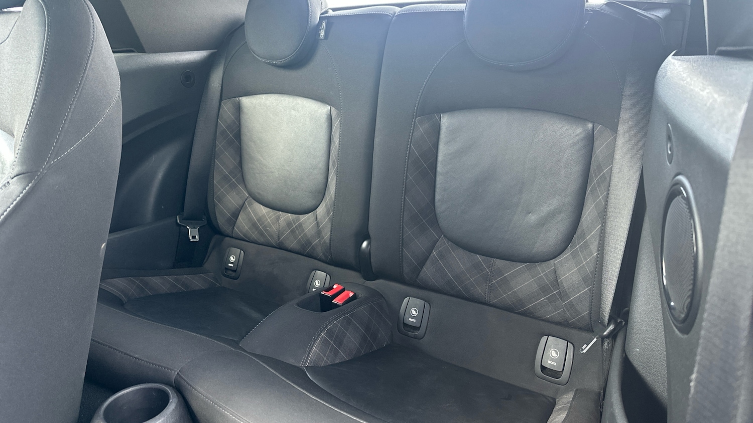 Used MINI Convertible 2018 for sale - 77286195: Photo 12