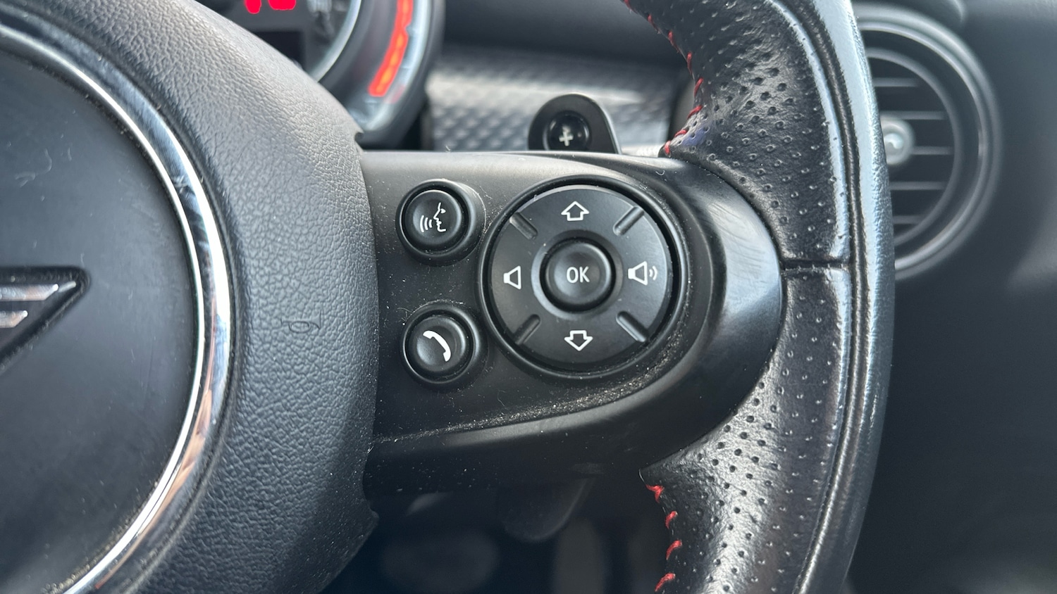 Used MINI Convertible 2018 for sale - 77286195: Photo 18