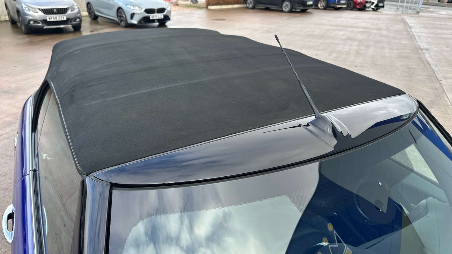 Used MINI Convertible 2018 for sale - 77286195: Photo 21