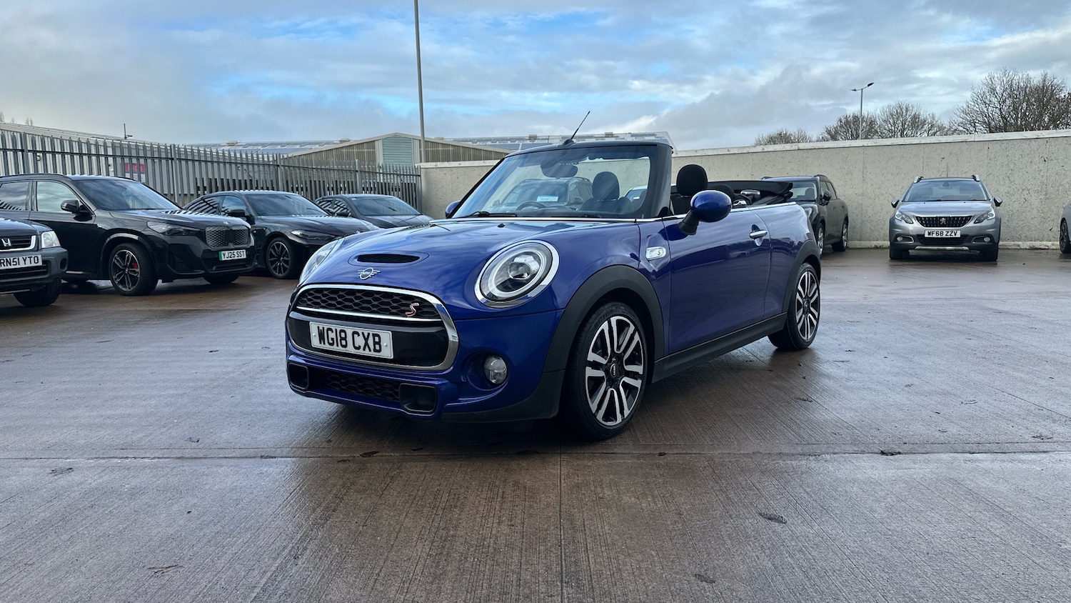 Used MINI Convertible 2018 for sale - 77286195: Photo 24