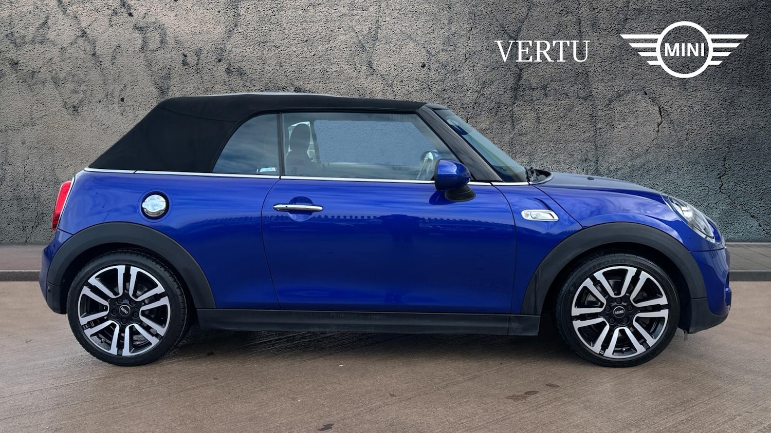 Used MINI Convertible 2018 for sale - 77286195: Photo 3