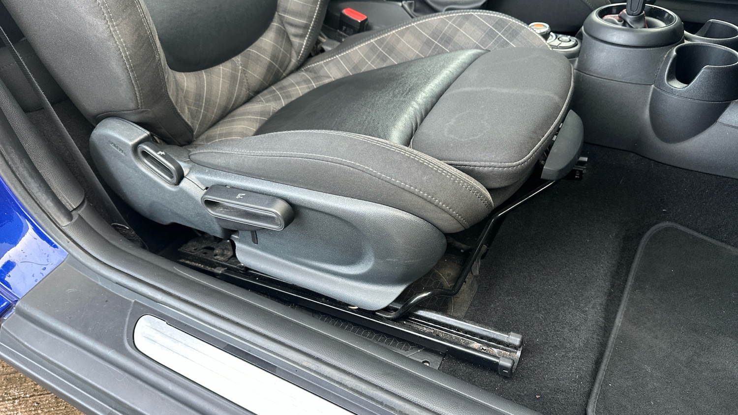 Used MINI Convertible 2018 for sale - 77286195: Photo 33