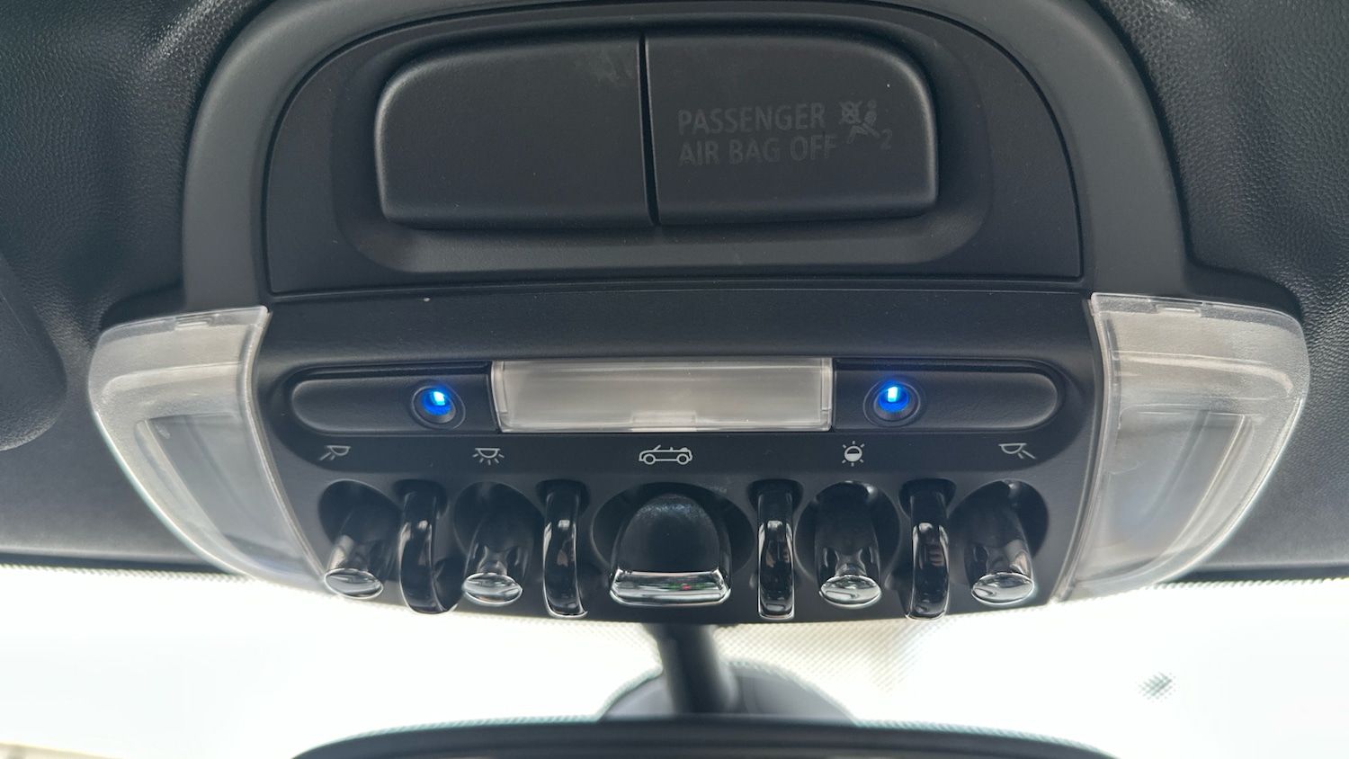 Used MINI Convertible 2018 for sale - 77286195: Photo 36