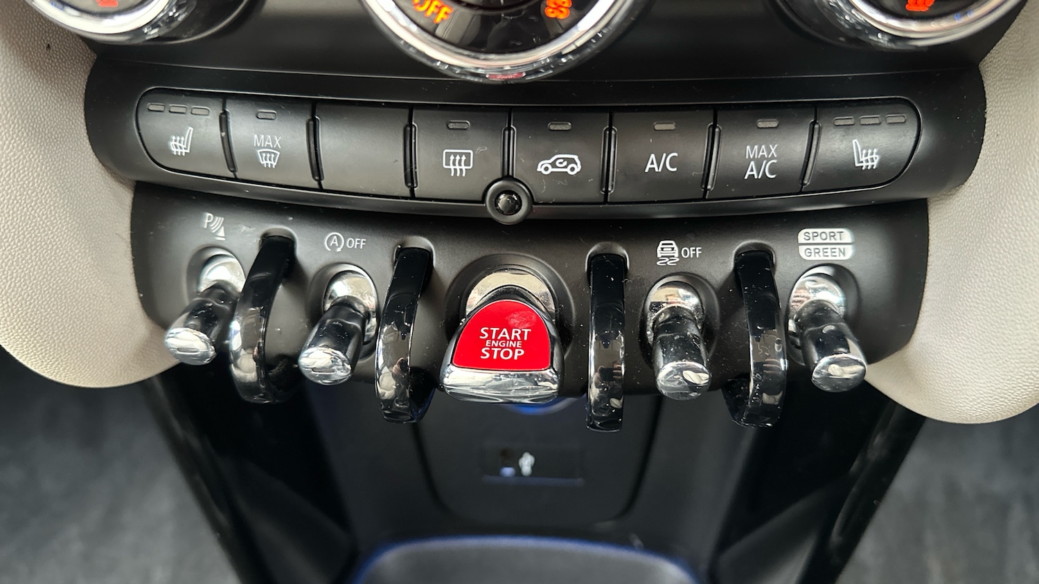 Used MINI Hatch 2021 for sale - 77616653: Photo 32