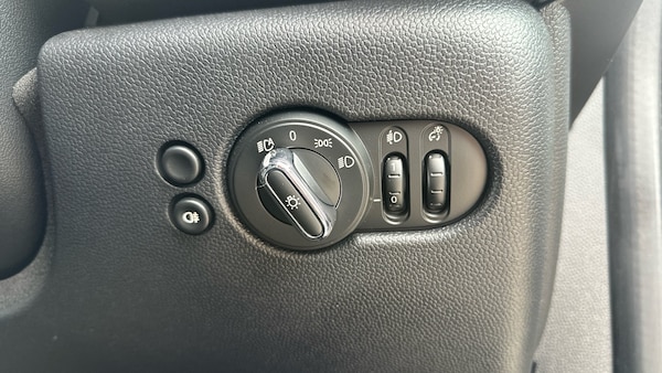 Used MINI Hatch 2023 for sale - 75649677: Photo 30