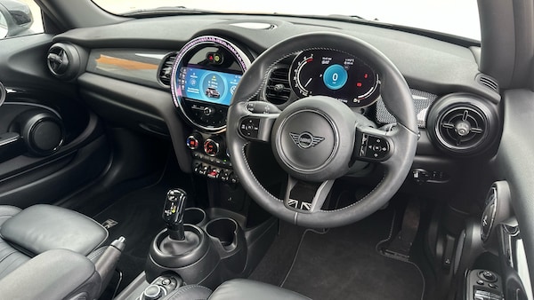 Used MINI Hatch 2023 for sale - 75649677: Photo 6