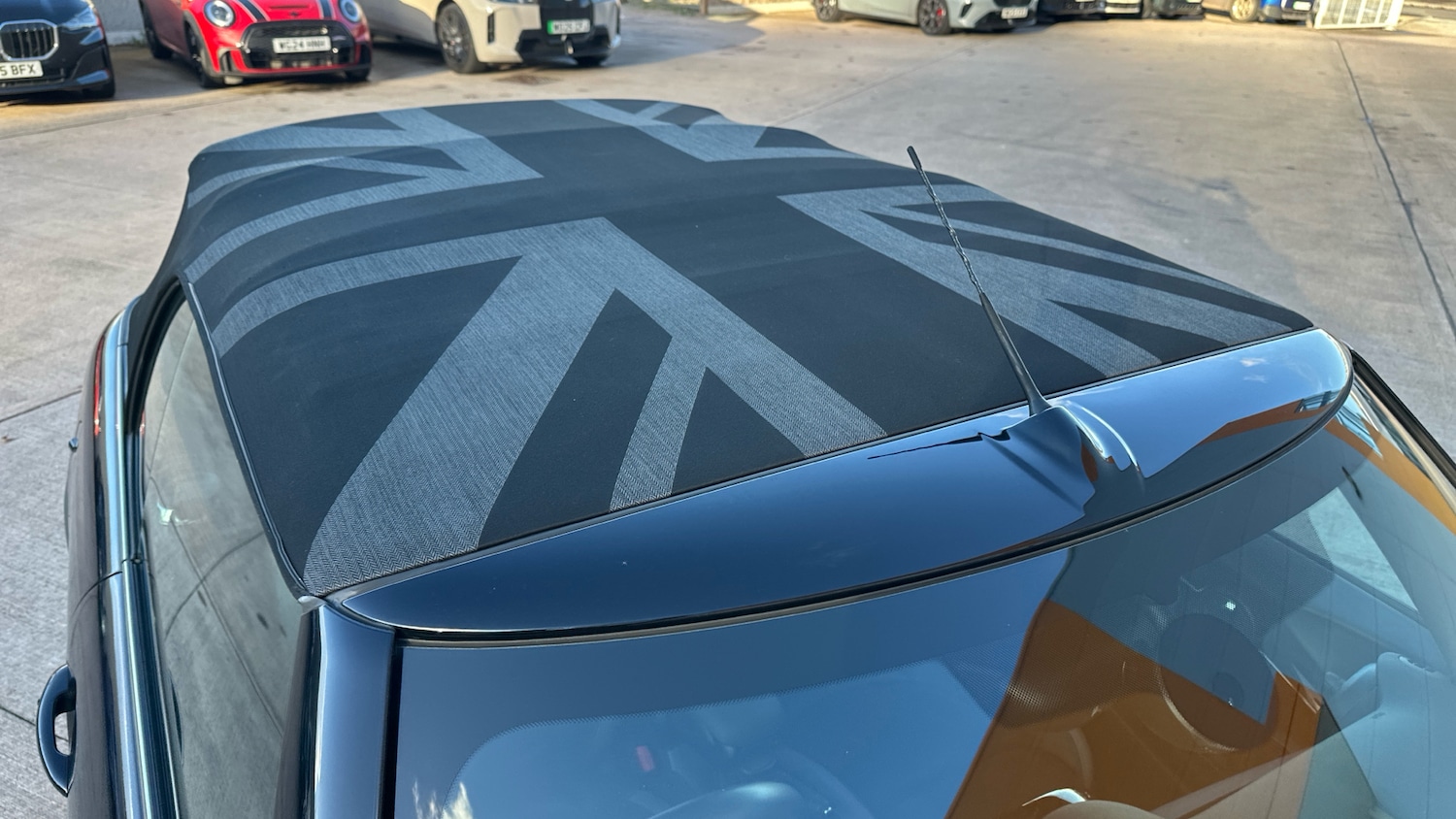 Used MINI Convertible 2022 for sale - 76682232: Photo 21