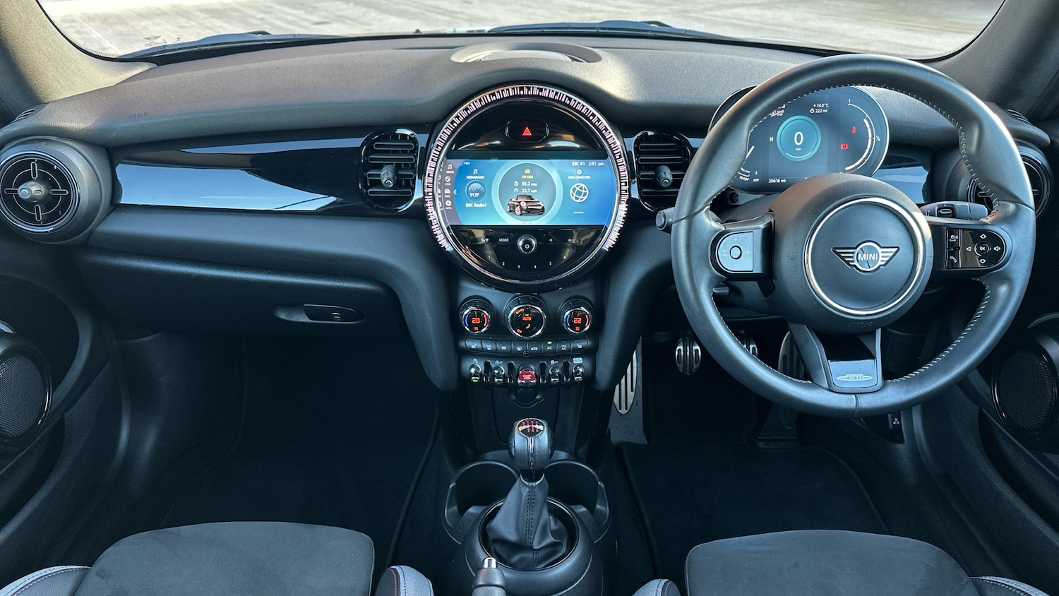 Used MINI Convertible 2022 for sale - 76682232: Photo 4