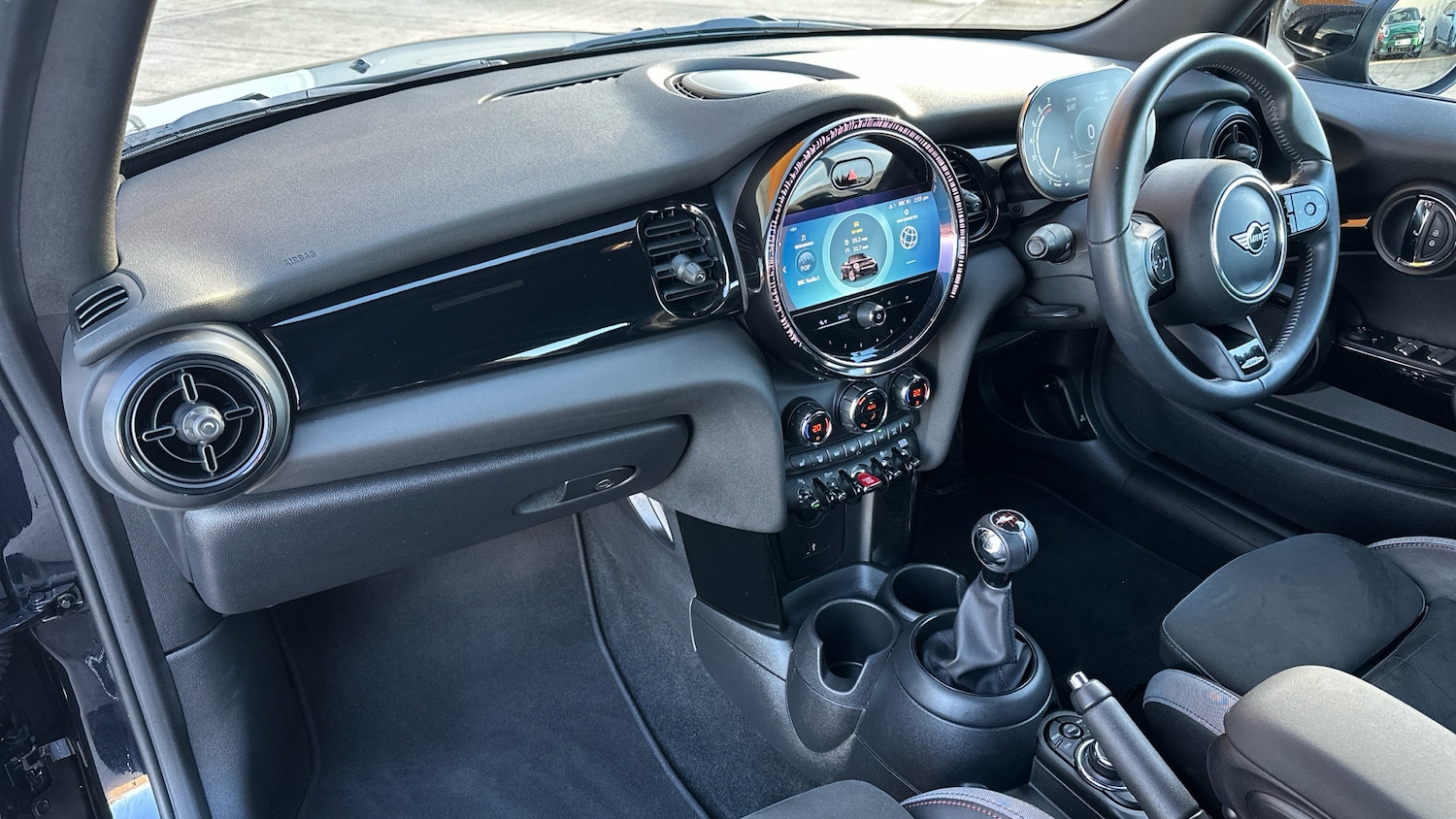 Used MINI Convertible 2022 for sale - 76682232: Photo 7