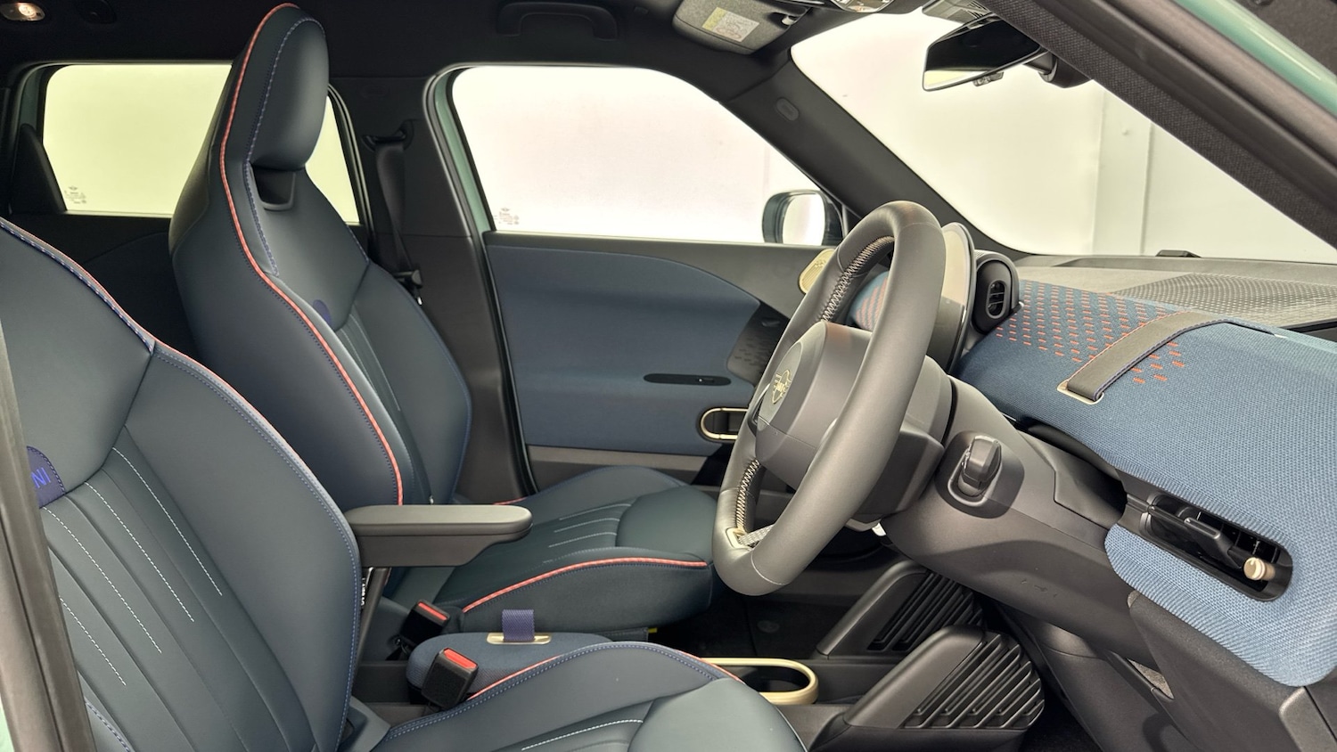 Used MINI Aceman 2025 for sale - 76650971: Photo 11