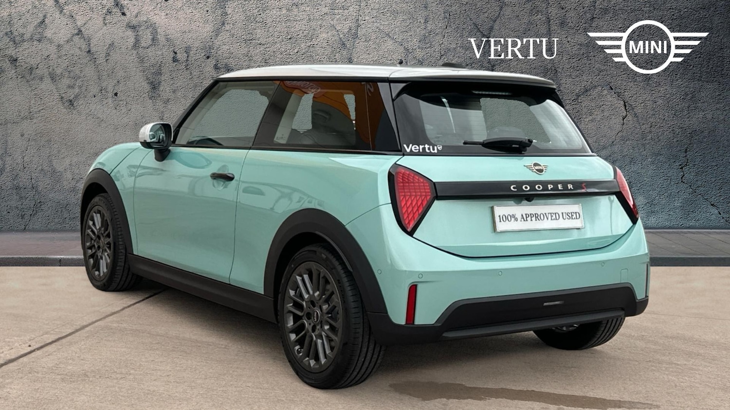 Used MINI Cooper 2025 for sale - 76428572: Photo 2