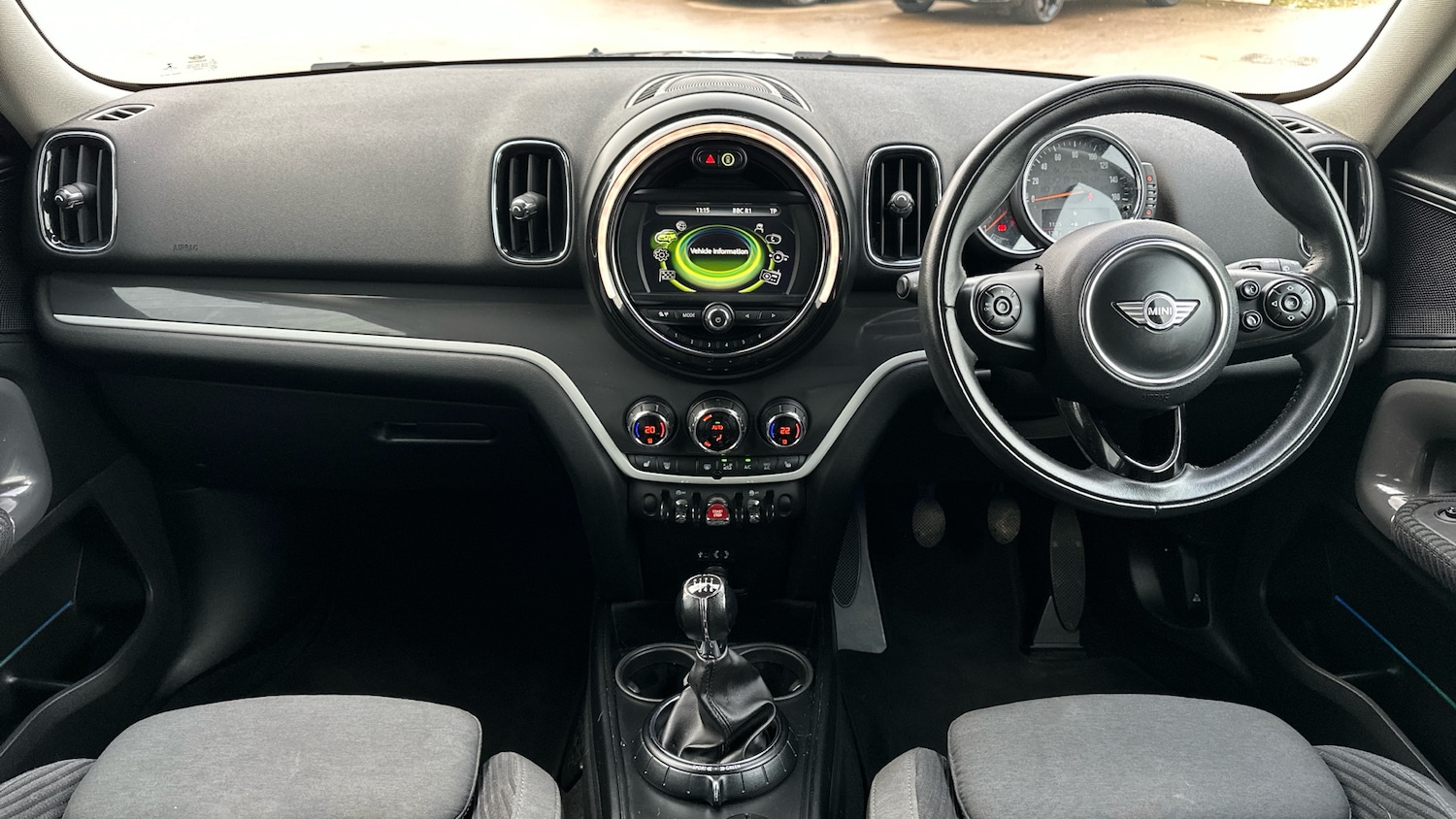 Used MINI Countryman 2017 for sale - 76918149: Photo 4
