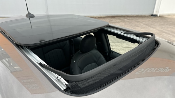 Used MINI Hatch 2022 for sale - 76184308: Photo 29
