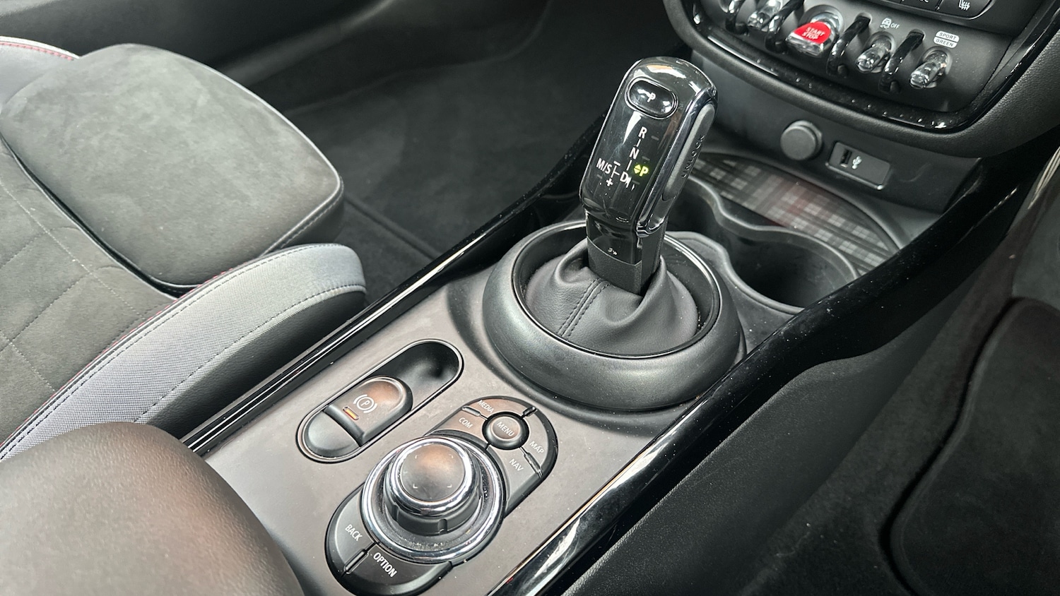 Used MINI Clubman 2022 for sale - 76422239: Photo 10