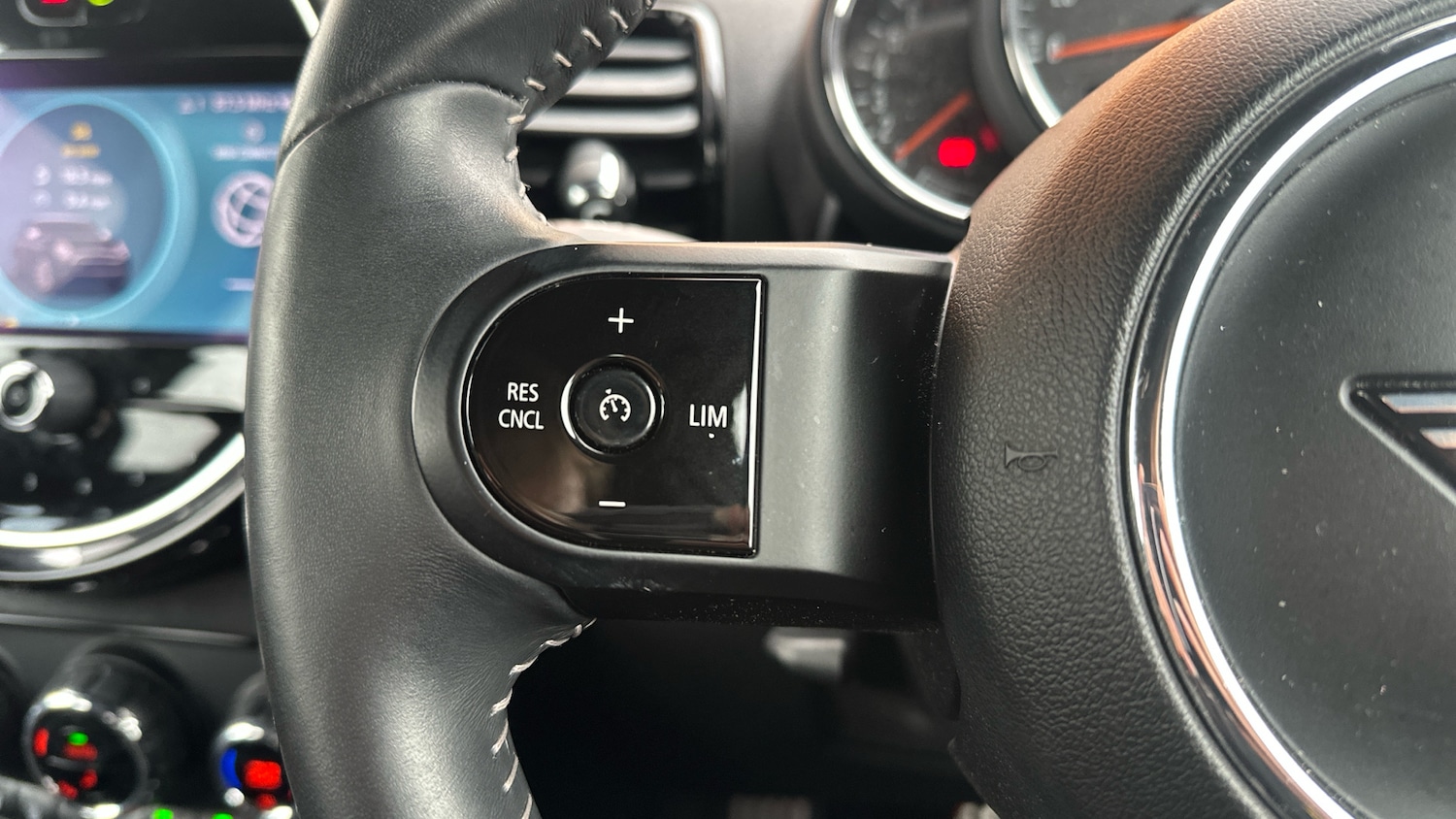 Used MINI Clubman 2022 for sale - 76422239: Photo 17